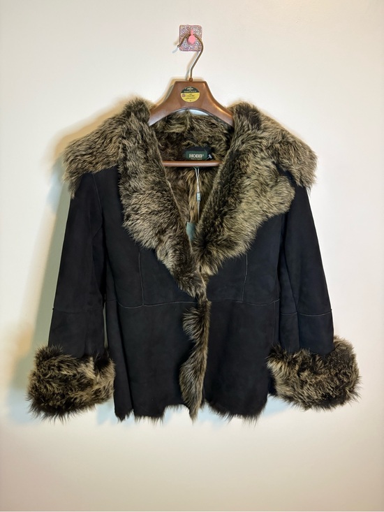 Hobbs London Jackets & Blazers - Luxurious Sheepskin Mob Wife Coat by Hobbs London - Size 10